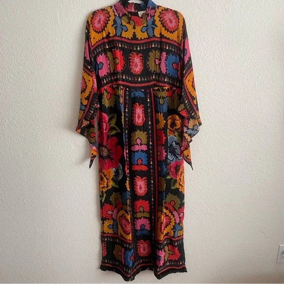 NWT Farm Rio Black Flowers Tapestry Maxi Dress Lined Size M - Picture 2 of 9